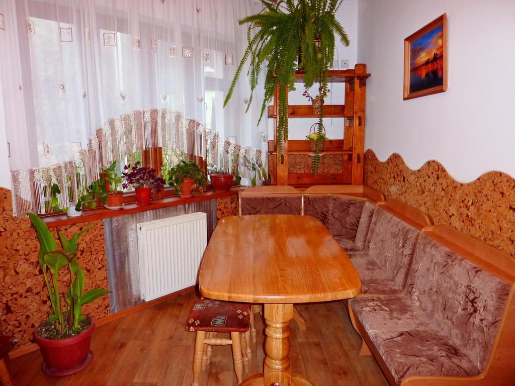 Sadyba Bilya Richky Jaremtsche Exterior foto